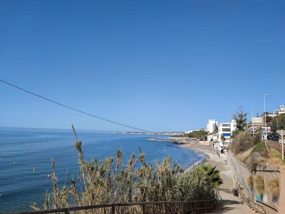 Apartamento Torrequebrada ベナルマデナ エクステリア 写真