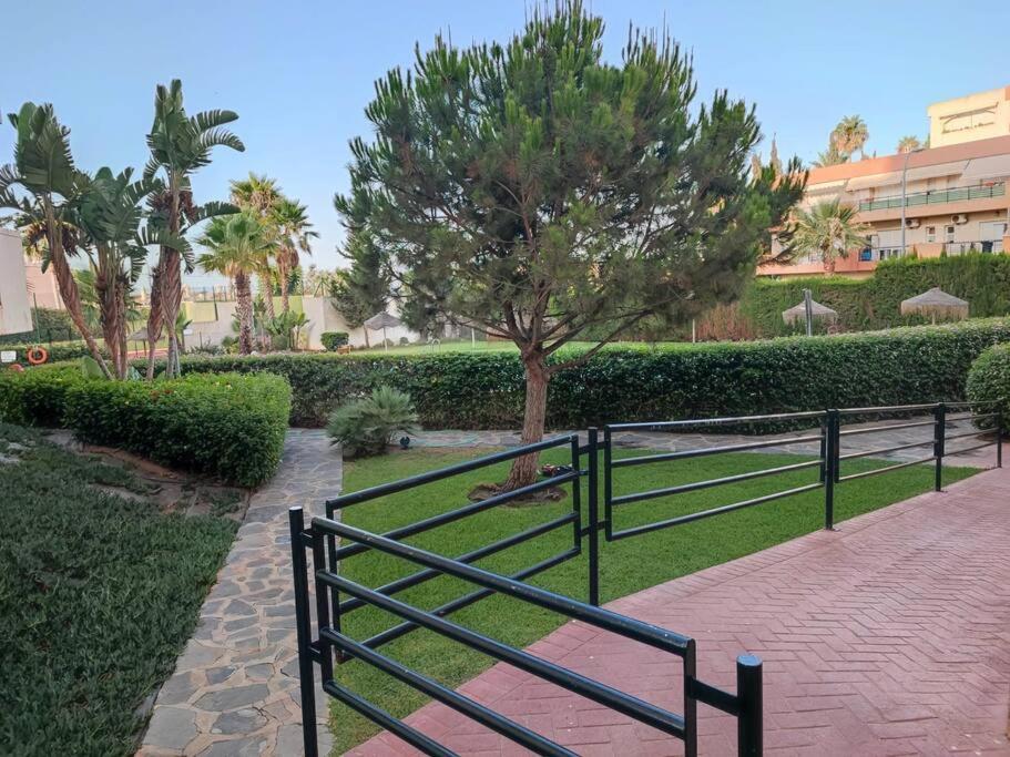 Apartamento Torrequebrada ベナルマデナ エクステリア 写真