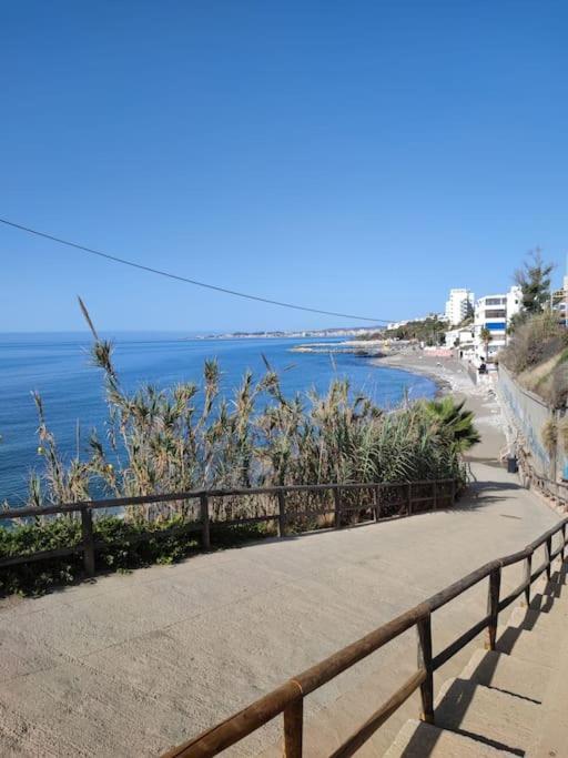 Apartamento Torrequebrada ベナルマデナ エクステリア 写真